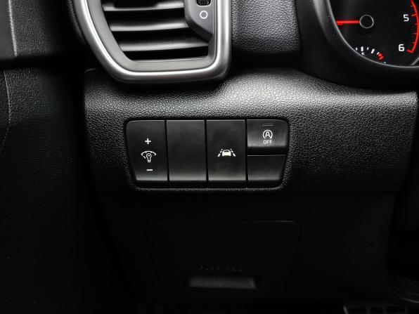 Kia Sportage IV Рестайлинг с пробегом 2018 года, цена 2 119 000 рублей, 165961 км, внедорожник, Автокод Объявления