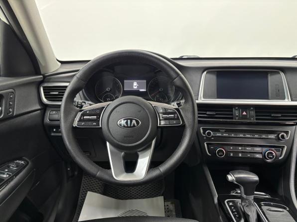 Kia Optima IV Рестайлинг с пробегом 2018 года, цена 2 060 000 рублей, 138736 км, седан, Автокод Объявления