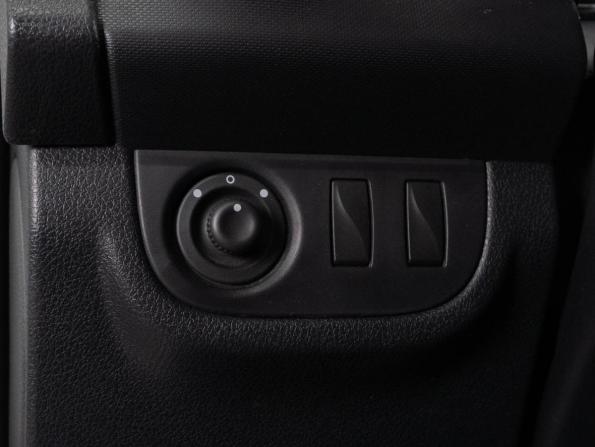 Renault Sandero II с пробегом 2018 года, цена 1 024 558 рублей, 100014 км, хэтчбек, Автокод Объявления