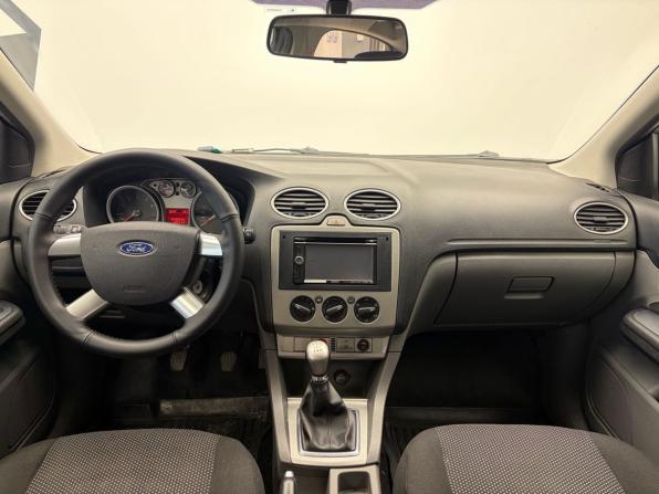 Ford Focus II Рестайлинг с пробегом 2011 года, цена 665 000 рублей, 191819 км, седан, Автокод Объявления