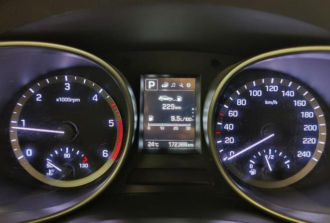 Hyundai Santa Fe III Рестайлинг с пробегом 2017 года, цена 2 000 000 рублей, 172379 км, внедорожник, Автокод Объявления