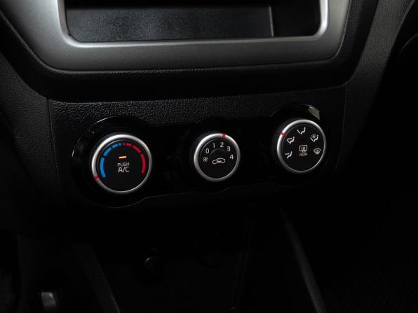 Kia Rio III Рестайлинг с пробегом 2016 года, цена 844 000 рублей, 212000 км, седан, Автокод Объявления