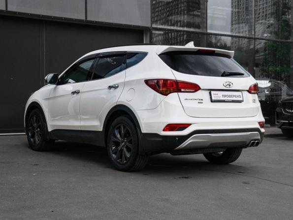 Hyundai Santa Fe III Рестайлинг с пробегом 2016 года, цена 2 119 000 рублей, 247421 км, внедорожник, Автокод Объявления