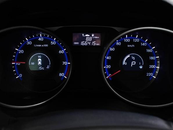 Hyundai ix35 I Рестайлинг с пробегом 2015 года, цена 1 277 000 рублей, 166000 км, внедорожник, Автокод Объявления