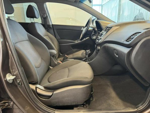 Hyundai Solaris I Рестайлинг с пробегом 2016 года, цена 870 000 рублей, 234998 км, хэтчбек, Автокод Объявления