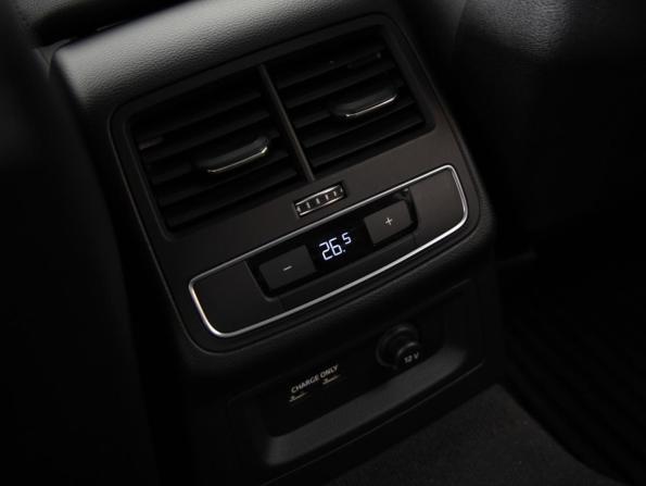 Audi A4 V (B9) Рестайлинг с пробегом 2021 года, цена 3 499 000 рублей, 40363 км, седан, Автокод Объявления