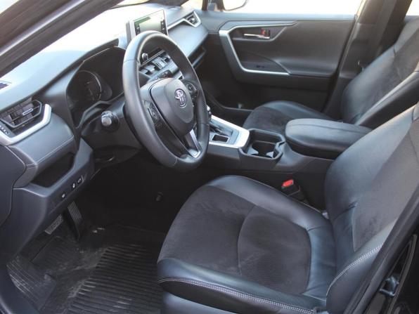 Toyota RAV4 V (XA50) с пробегом 2021 года, цена 2 950 000 рублей, 149591 км, внедорожник, Автокод Объявления