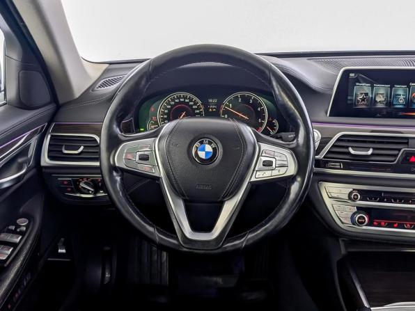 BMW 7 серии VI (G11/G12) с пробегом 2016 года, цена 2 950 000 рублей, 179329 км, седан, Автокод Объявления