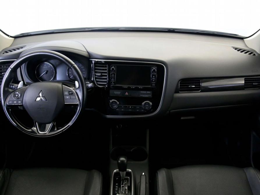 Mitsubishi Outlander III Рестайлинг 2 Санкт-Петербург  - изображение 15