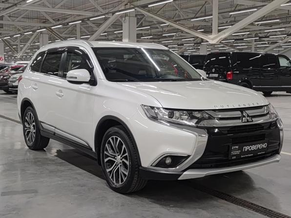 Mitsubishi Outlander III Рестайлинг 3 с пробегом 2018 года, цена 2 580 000 рублей, 75807 км, внедорожник, Автокод Объявления