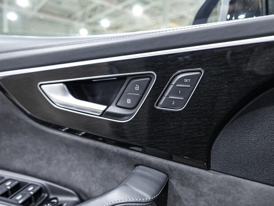Audi Q8 I (4M) Санкт-Петербург  - изображение 19
