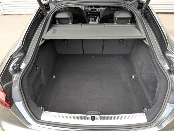 Audi A5 II (F5) Рестайлинг с пробегом 2022 года, цена 5 300 000 рублей, 12121 км, лифтбек, Автокод Объявления