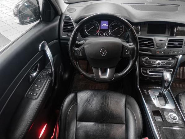Renault Latitude I с пробегом 2012 года, цена 1 149 900 рублей, 180000 км, седан, Автокод Объявления