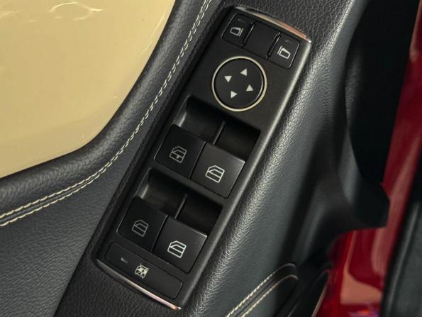 Mercedes-Benz C-Класс III (W204) Рестайлинг с пробегом 2012 года, цена 1 449 000 рублей, 152722 км, седан, Автокод Объявления
