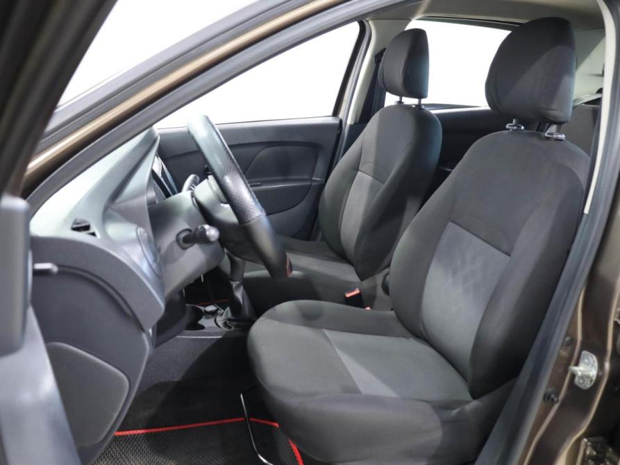 Renault Logan II Рестайлинг Ростов-на-Дону  - изображение 10