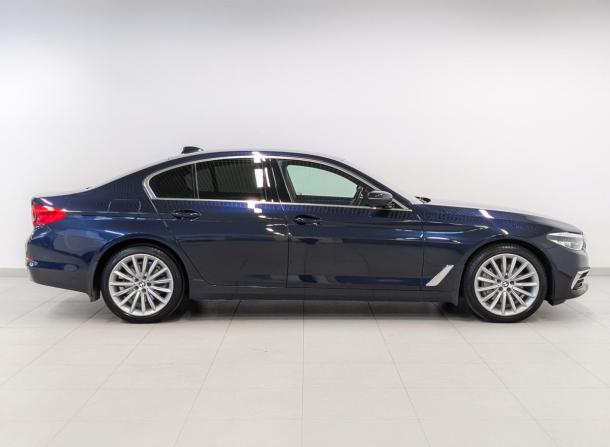 BMW 5 серии VII (G30/G31/G38) с пробегом 2019 года, цена 4 075 000 рублей, 68382 км, седан, Автокод Объявления