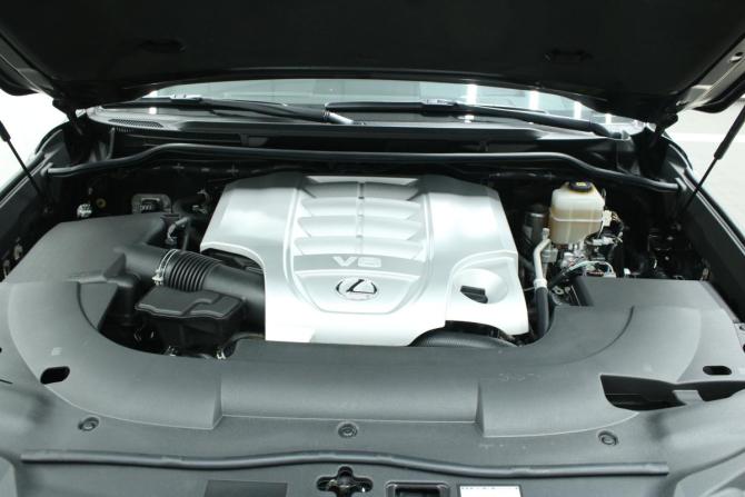 Lexus LX III Рестайлинг 2 с пробегом 2021 года, цена 11 990 000 рублей, 111339 км, внедорожник, Автокод Объявления