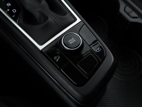 Kia Sportage V с пробегом 2023 года, цена 3 286 050 рублей, 23952 км, внедорожник, Автокод Объявления