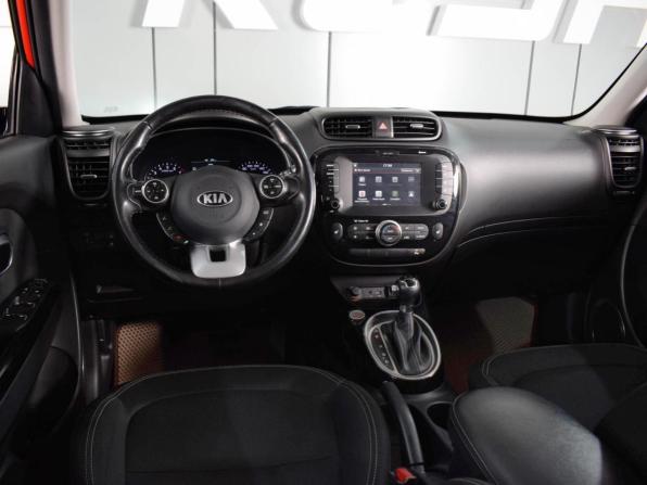Kia Soul II Рестайлинг с пробегом 2017 года, цена 1 649 000 рублей, 138963 км, хэтчбек, Автокод Объявления