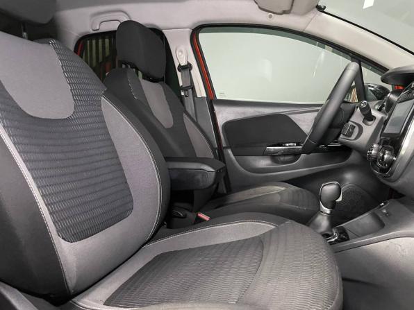 Renault Kaptur I с пробегом 2017 года, цена 1 350 000 рублей, 149235 км, внедорожник, Автокод Объявления