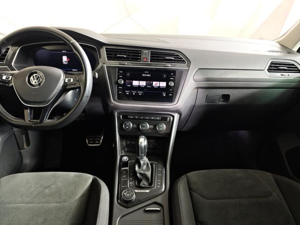 Volkswagen Tiguan II с пробегом 2018 года, цена 2 555 000 рублей, 73646 км, внедорожник, Автокод Объявления