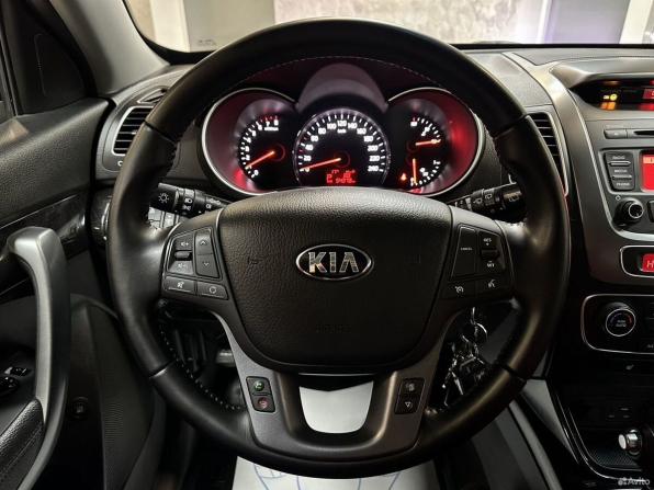 Kia Sorento II Рестайлинг с пробегом 2018 года, цена 2 599 000 рублей, 54379 км, внедорожник, Автокод Объявления
