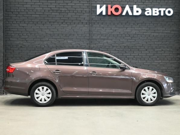 Volkswagen Jetta VI Рестайлинг с пробегом 2015 года, цена 1 220 000 рублей, 109190 км, седан, Автокод Объявления
