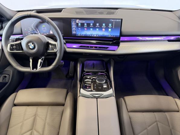 BMW 5 серии VIII (G60/G61/G68) с пробегом 2025 года, цена 8 270 000 рублей, 10379 км, седан, Автокод Объявления