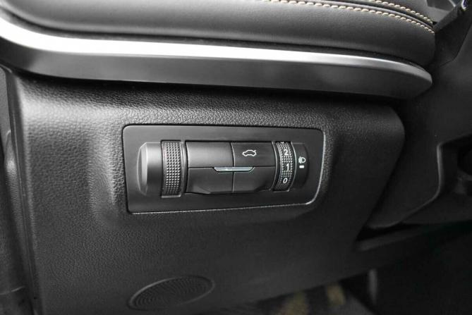 Chery Tiggo 8 I Рестайлинг с пробегом 2023 года, цена 1 730 000 рублей, 80157 км, внедорожник, Автокод Объявления