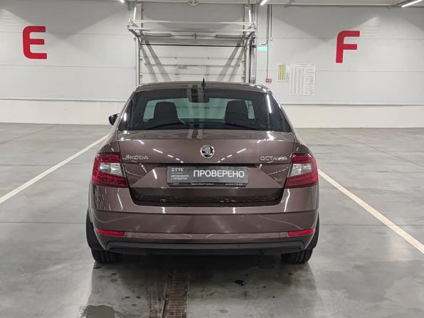 Skoda Octavia III (A7) Рестайлинг с пробегом 2018 года, цена 1 995 000 рублей, 134700 км, лифтбек, Автокод Объявления