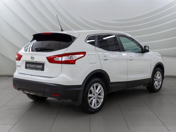 Nissan Qashqai II с пробегом 2015 года, цена 1 448 000 рублей, 210264 км, внедорожник, Автокод Объявления