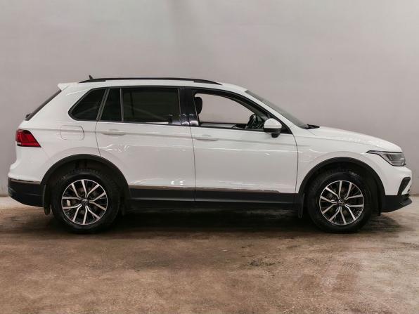 Volkswagen Tiguan II Рестайлинг с пробегом 2021 года, цена 2 493 000 рублей, 127280 км, внедорожник, Автокод Объявления