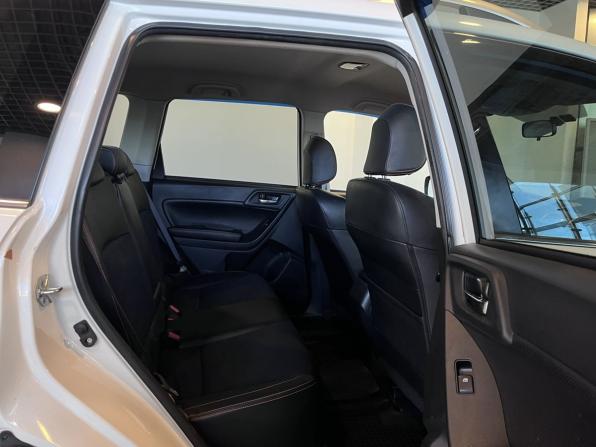 Subaru Forester IV Рестайлинг с пробегом 2015 года, цена 1 880 000 рублей, 165721 км, внедорожник, Автокод Объявления