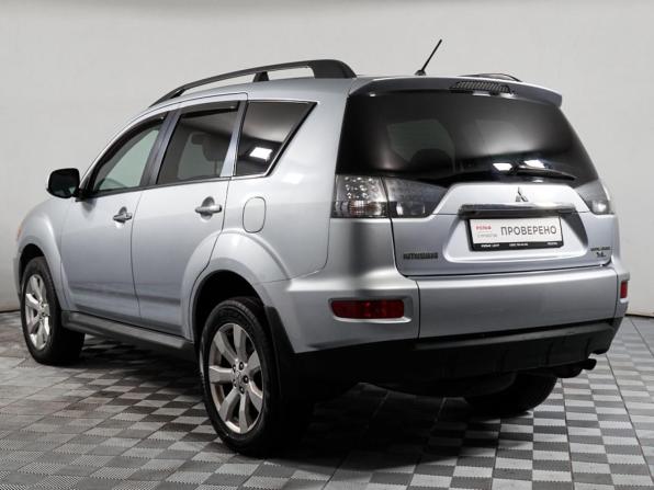 Mitsubishi Outlander II Рестайлинг с пробегом 2012 года, цена 980 000 рублей, 211154 км, внедорожник, Автокод Объявления