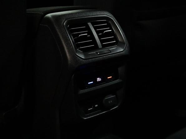 Volkswagen Tiguan II с пробегом 2020 года, цена 2 549 000 рублей, 69806 км, внедорожник, Автокод Объявления
