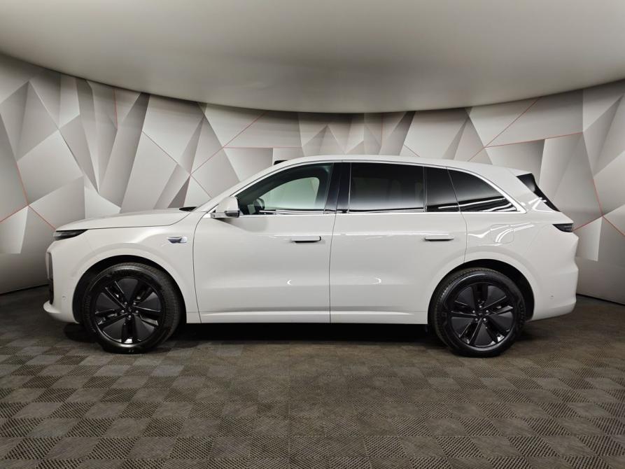 Li Auto (Lixiang) L6 Москва  - изображение 5