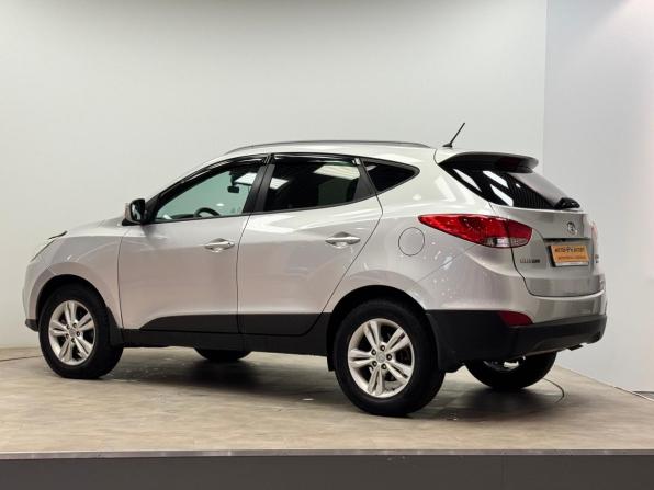 Hyundai ix35 I с пробегом 2011 года, цена 1 039 000 рублей, 264107 км, внедорожник, Автокод Объявления