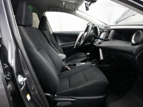Toyota RAV4 IV (XA40) Рестайлинг с пробегом 2016 года, цена 1 871 000 рублей, 163000 км, внедорожник, Автокод Объявления