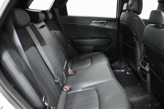 Kia Sportage V с пробегом 2022 года, цена 3 850 000 рублей, 27127 км, внедорожник, Автокод Объявления
