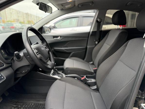 Hyundai Solaris II Рестайлинг с пробегом 2021 года, цена 1 385 000 рублей, 154046 км, седан, Автокод Объявления