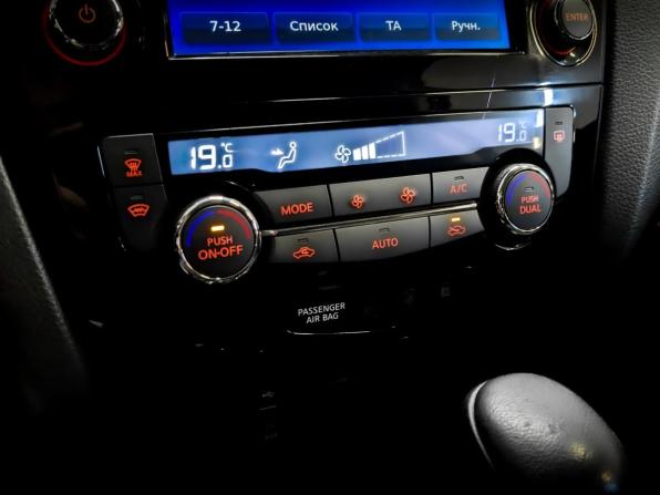 Nissan Qashqai II с пробегом 2018 года, цена 1 825 000 рублей, 132592 км, внедорожник, Автокод Объявления