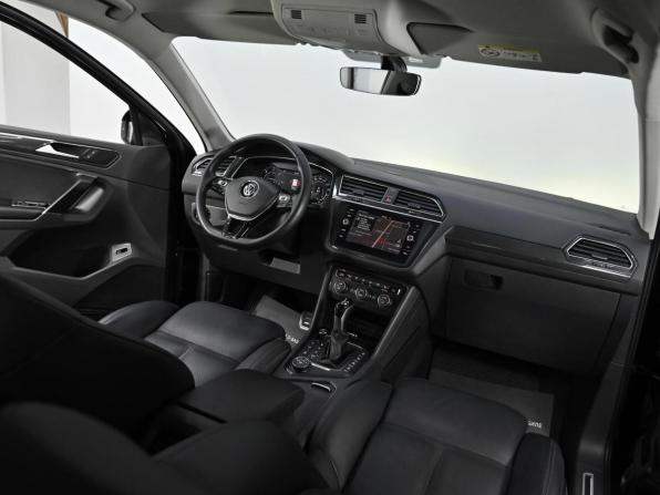 Volkswagen Tiguan II с пробегом 2017 года, цена 2 149 000 рублей, 104000 км, внедорожник, Автокод Объявления