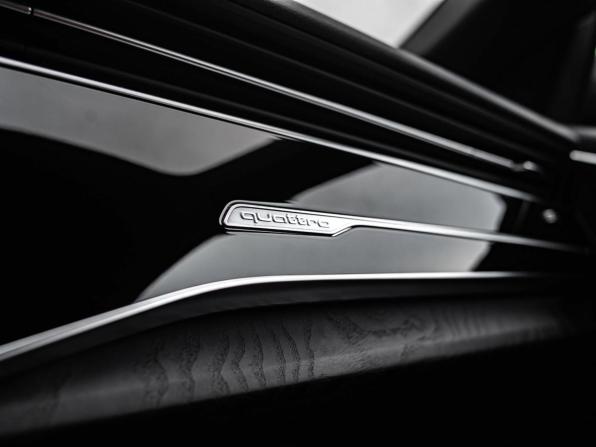 Audi Q8 I (4M) с пробегом 2022 года, цена 6 500 000 рублей, 115834 км, внедорожник, Автокод Объявления