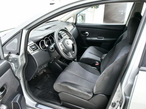 Nissan Tiida I Рестайлинг с пробегом 2010 года, цена 717 000 рублей, 182027 км, хэтчбек, Автокод Объявления