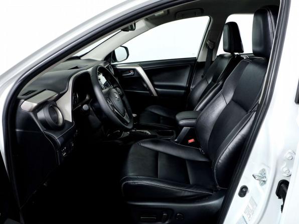 Toyota RAV4 IV (XA40) Рестайлинг с пробегом 2018 года, цена 2 878 000 рублей, 59538 км, внедорожник, Автокод Объявления