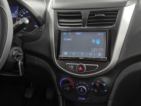 Hyundai Solaris I с пробегом 2013 года, цена 554 000 рублей, 174614 км, хэтчбек, Автокод Объявления