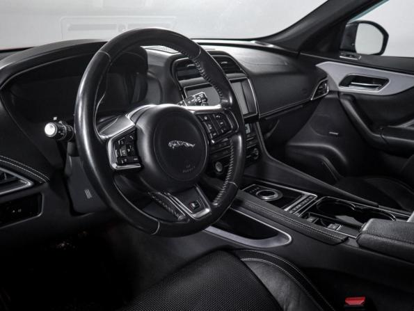 Jaguar F-Pace I с пробегом 2016 года, цена 2 690 000 рублей, 122595 км, внедорожник, Автокод Объявления