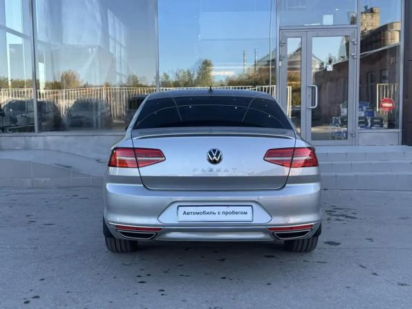 Volkswagen Passat B8 с пробегом 2015 года, цена 1 815 000 рублей, 101941 км, седан, Автокод Объявления