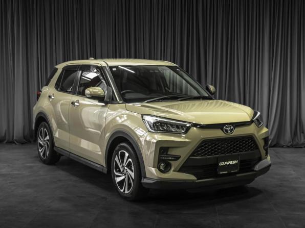 Toyota Raize I с пробегом 2020 года, цена 1 799 000 рублей, 54004 км, внедорожник, Автокод Объявления