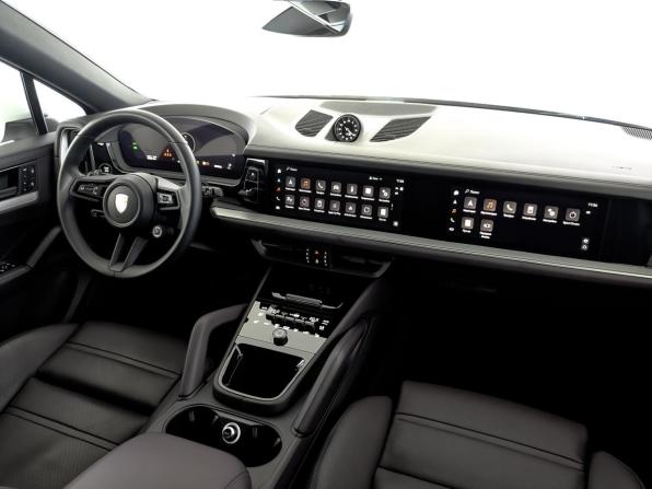 Porsche Cayenne III Рестайлинг с пробегом 2024 года, цена 15 350 000 рублей, 6692 км, внедорожник, Автокод Объявления